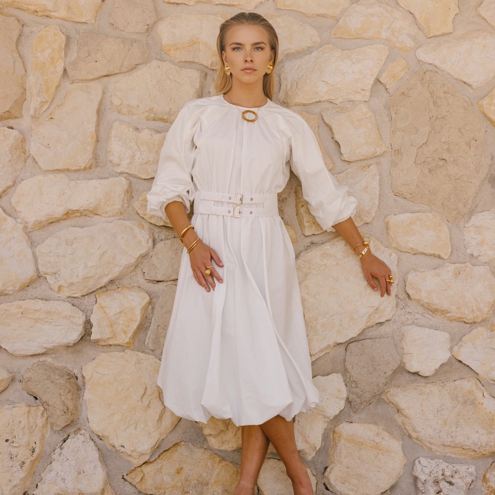 🆕Boutique brand Amalie Dress features an elegant bubble silhouette WHITE  Sz Xs